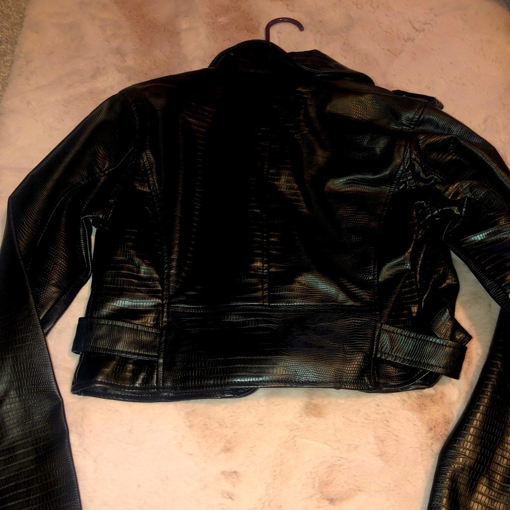 Cropped biker jacket